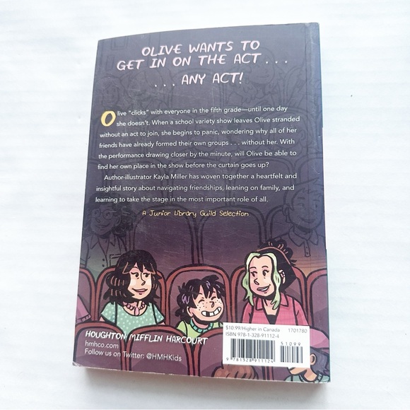 Graphic Novels Book Bundle ‘Camp’ & ‘Click’ Books - Picture 3 of 8